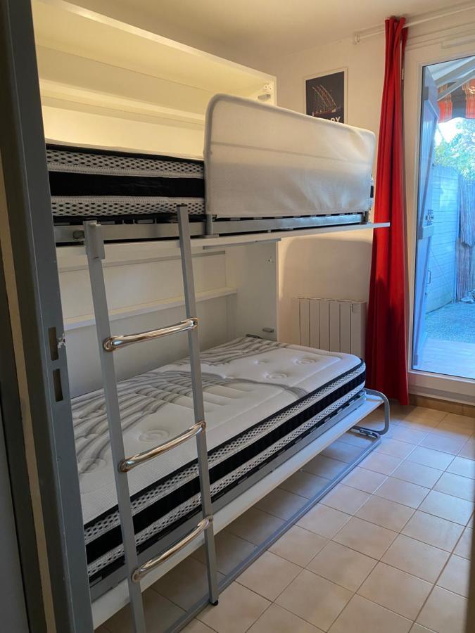 T2 Rez De Jardin 300M Plage De Beaucours Sanary Sur Mer Eksteriør bilde
