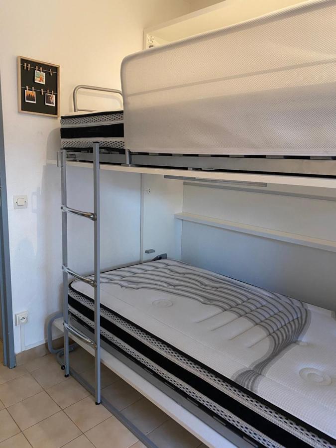 T2 Rez De Jardin 300M Plage De Beaucours Sanary Sur Mer Eksteriør bilde