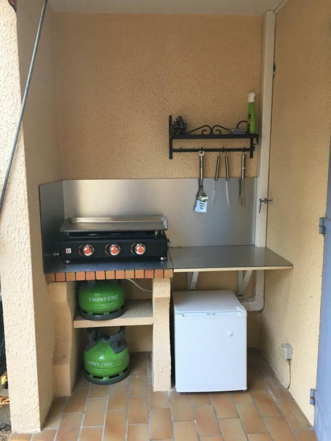 T2 Rez De Jardin 300M Plage De Beaucours Sanary Sur Mer Eksteriør bilde