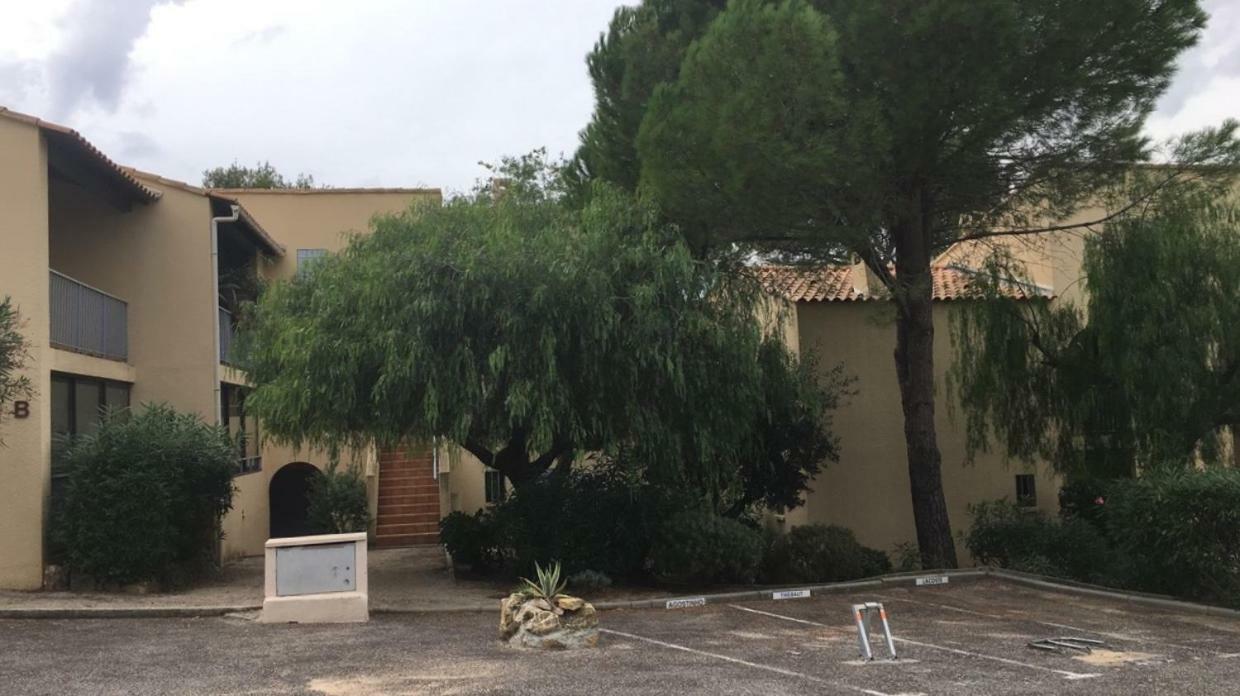 T2 Rez De Jardin 300M Plage De Beaucours Sanary Sur Mer Eksteriør bilde