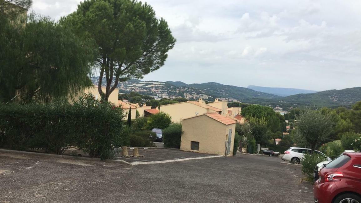 T2 Rez De Jardin 300M Plage De Beaucours Sanary Sur Mer Eksteriør bilde
